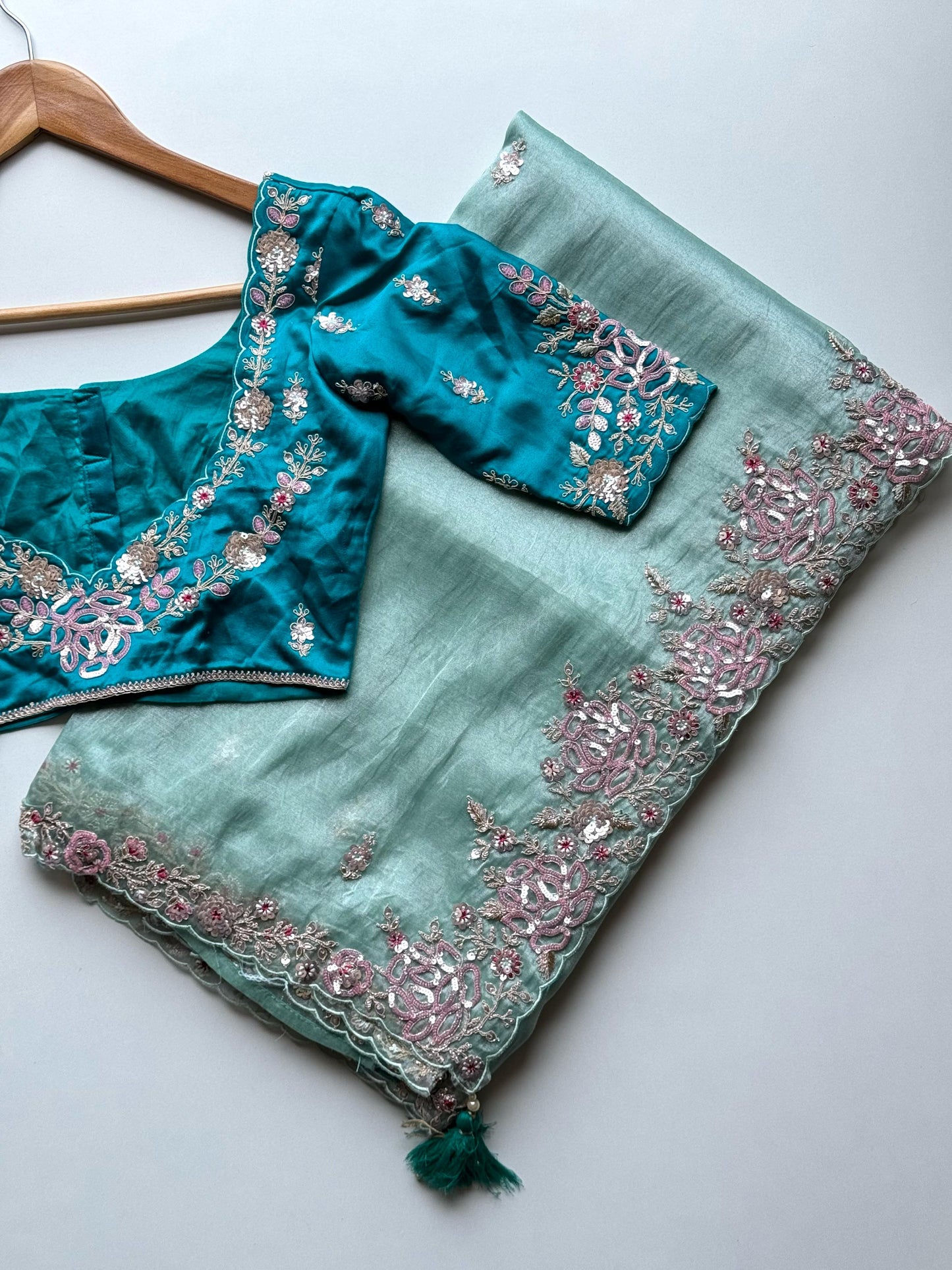 Saheli Sage Tissue Saree