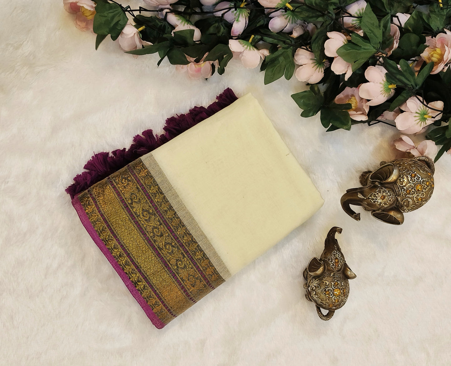 Bhavya Mul Saree