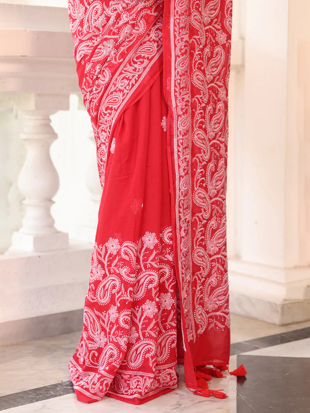 Netra Chikan Saree (red)