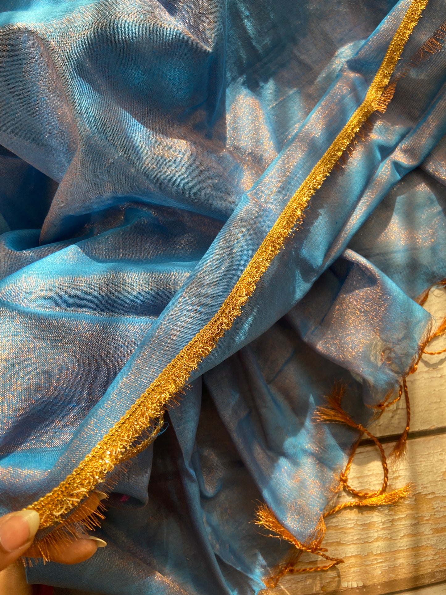 Sunehri Tissue Aasmani Saree