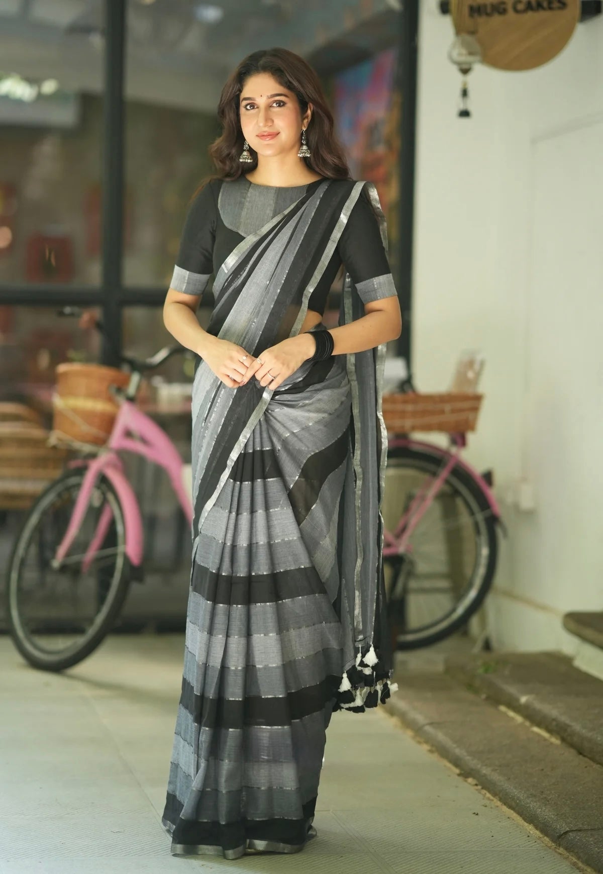 Gulabo Mul Saree (Black)