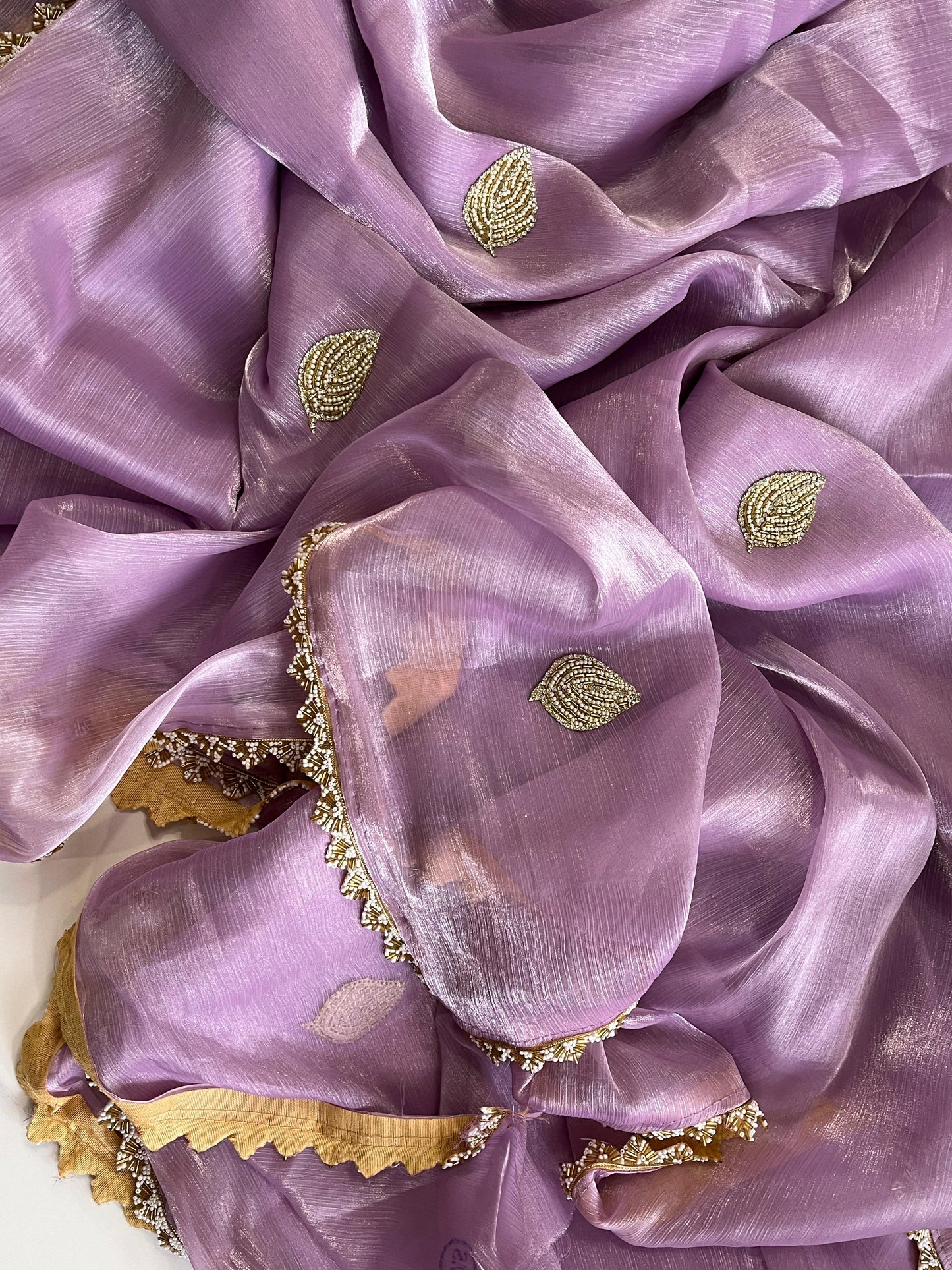 Jarkan Leaf Lavender Tissue Saree