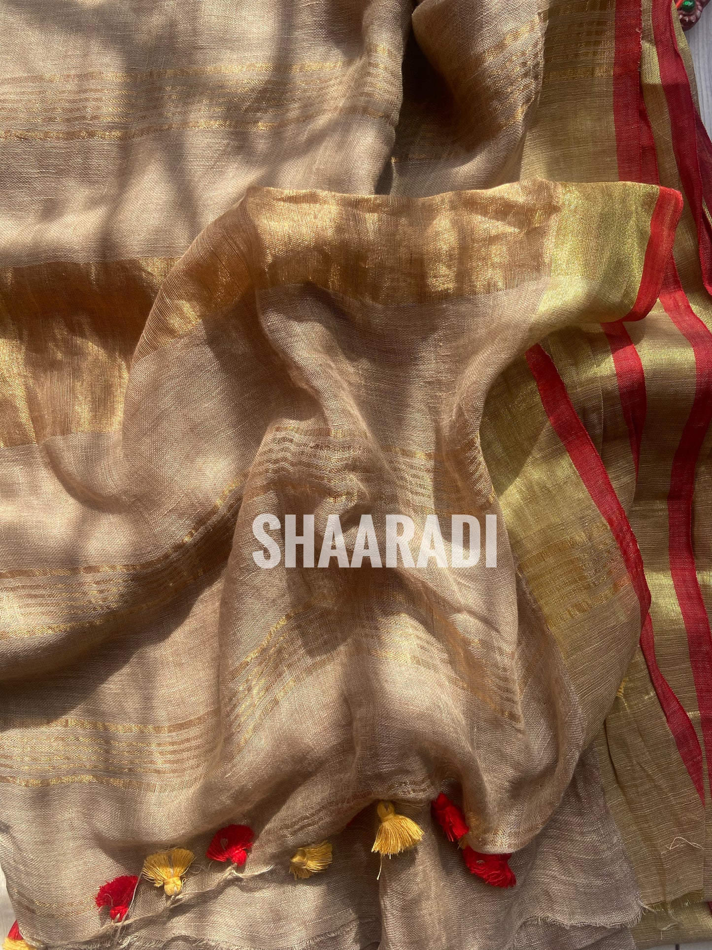Goldy Beige Linen Saree