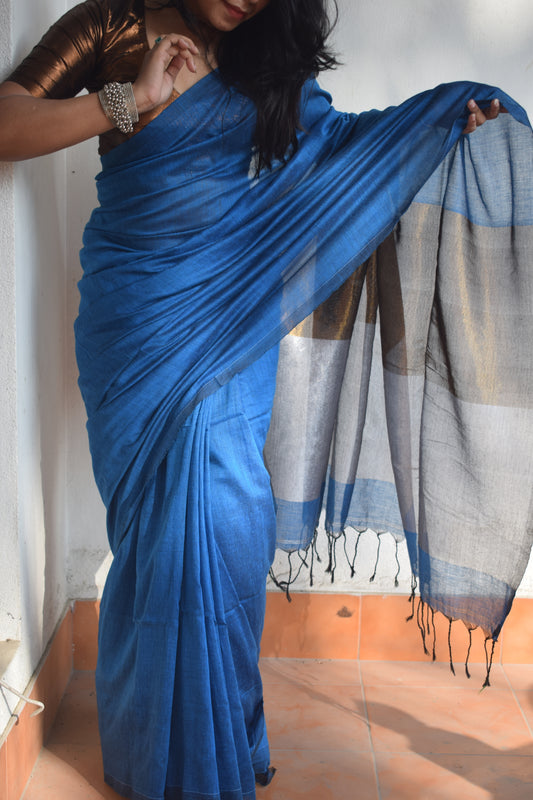 The Teal Waves Saree
