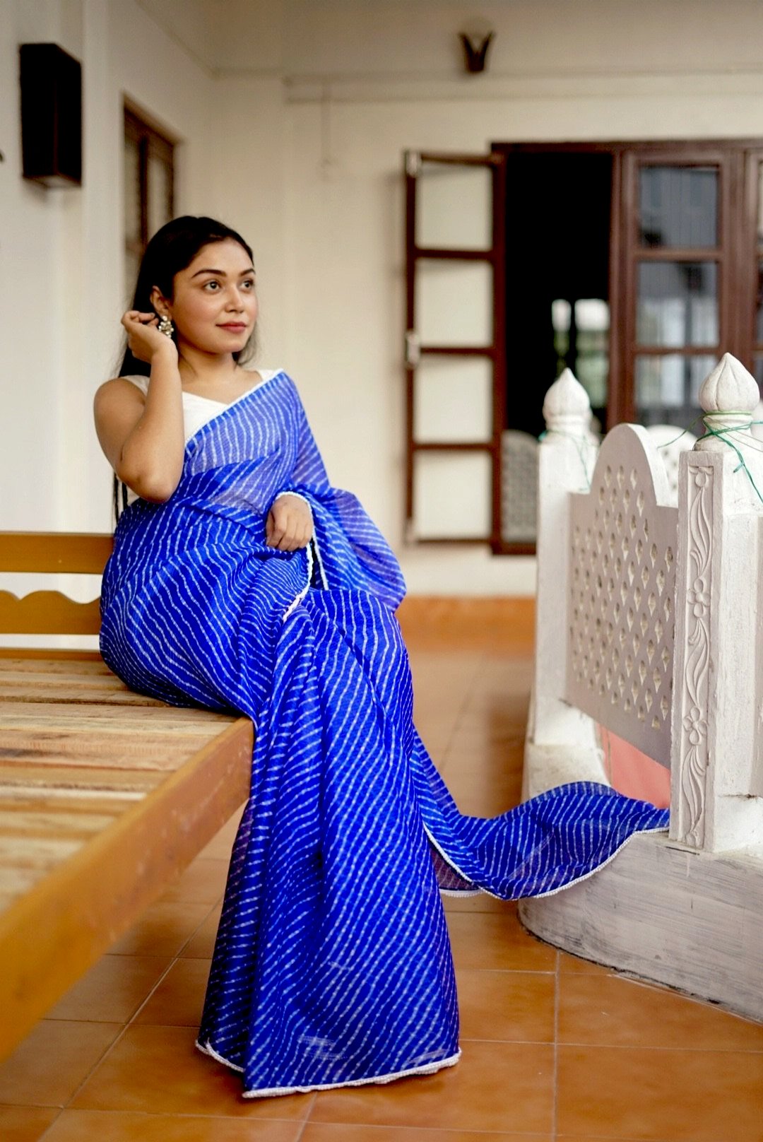 Neela Leheriya Saree
