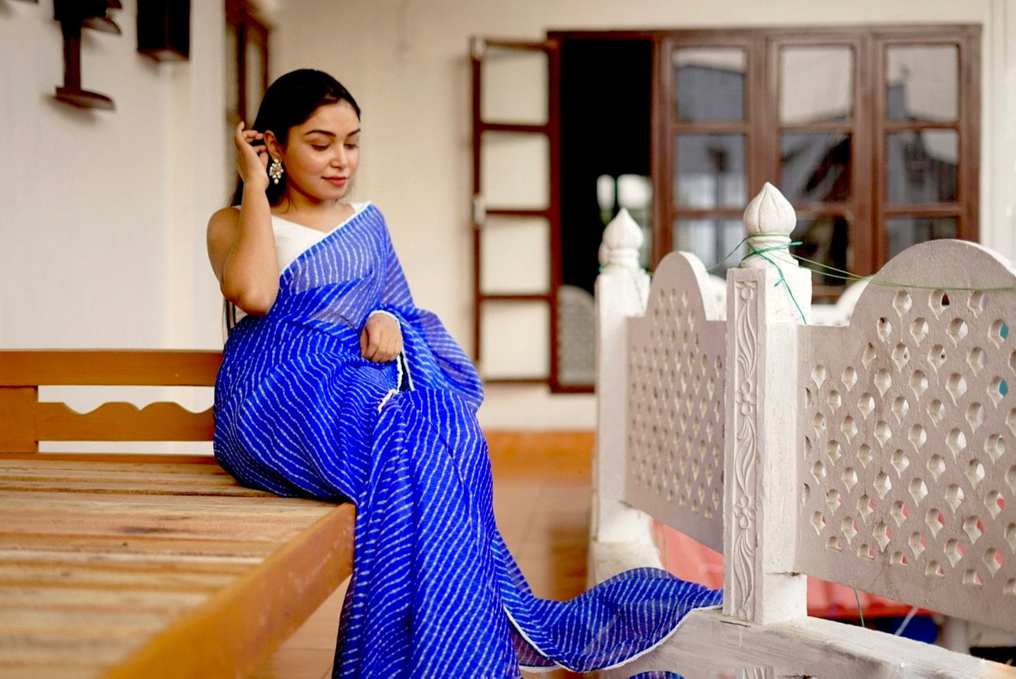 Neela Leheriya Saree
