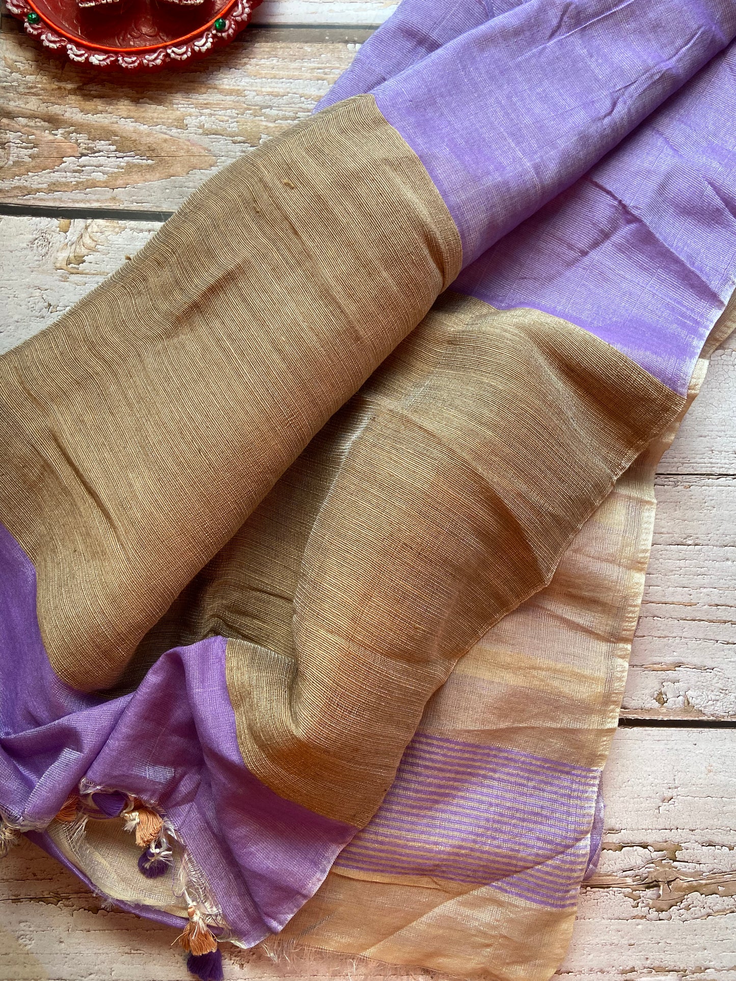 Lavender Ghicha Linen Saree