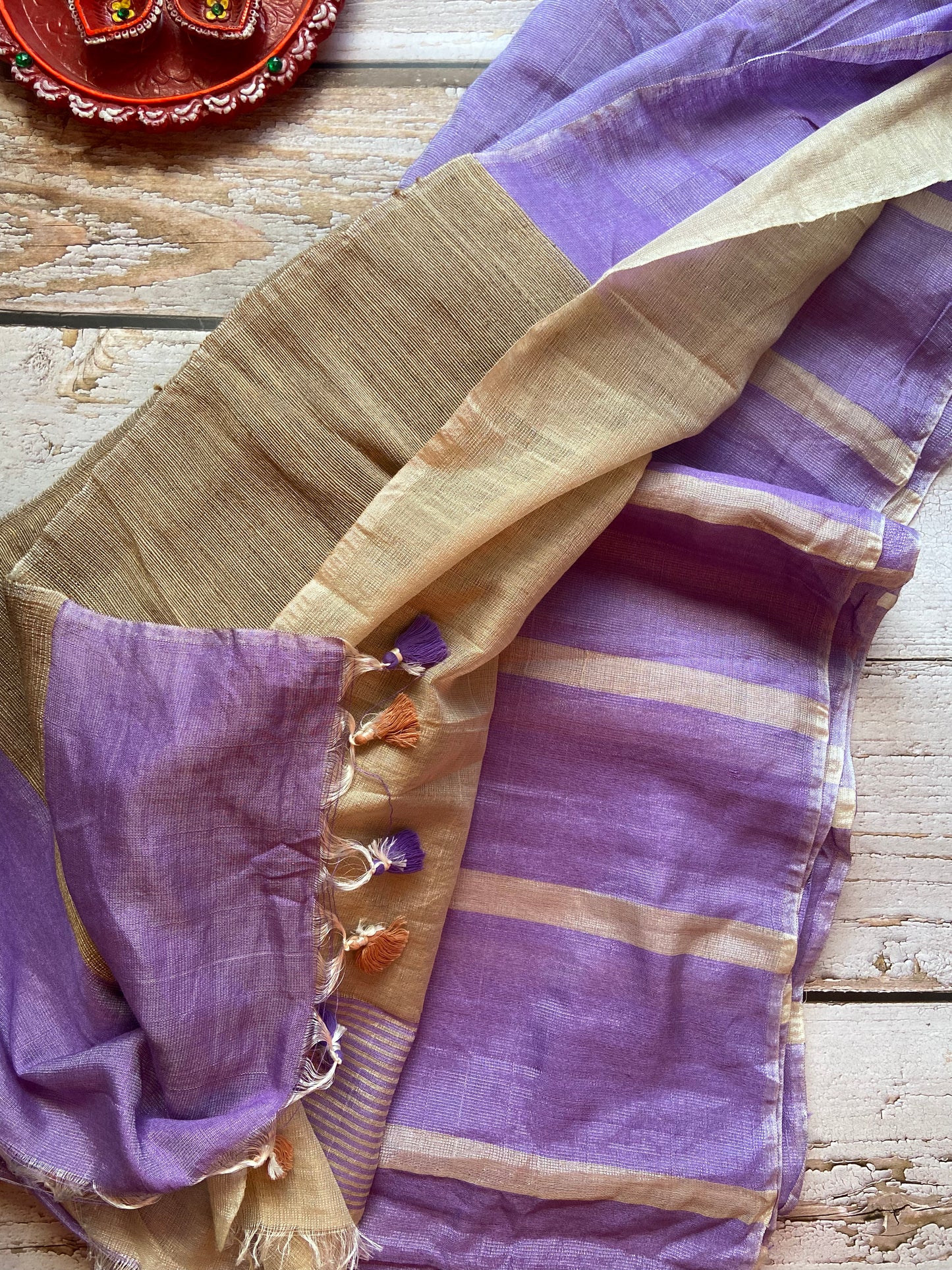 Lavender Ghicha Linen Saree