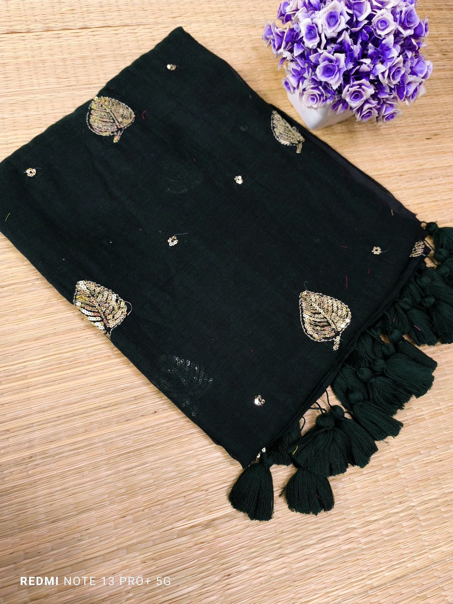 Kirti sequinned Mul Saree