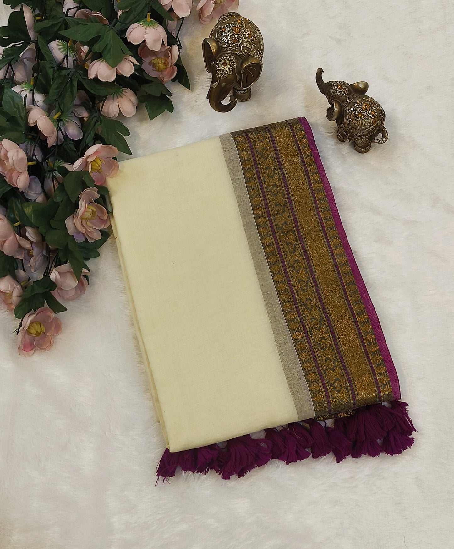 Bhavya Mul Saree