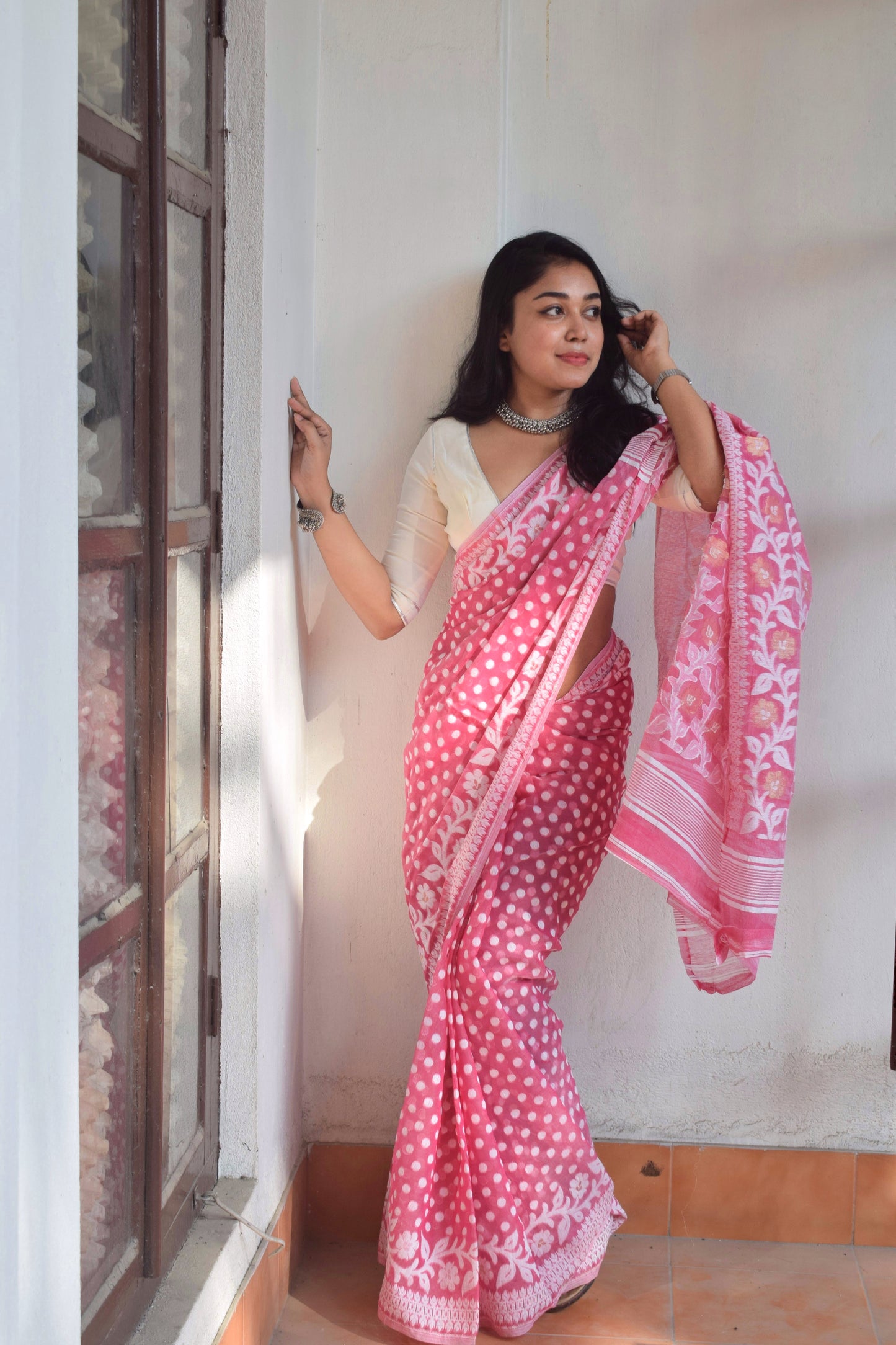 Gulabi Jamdani Saree