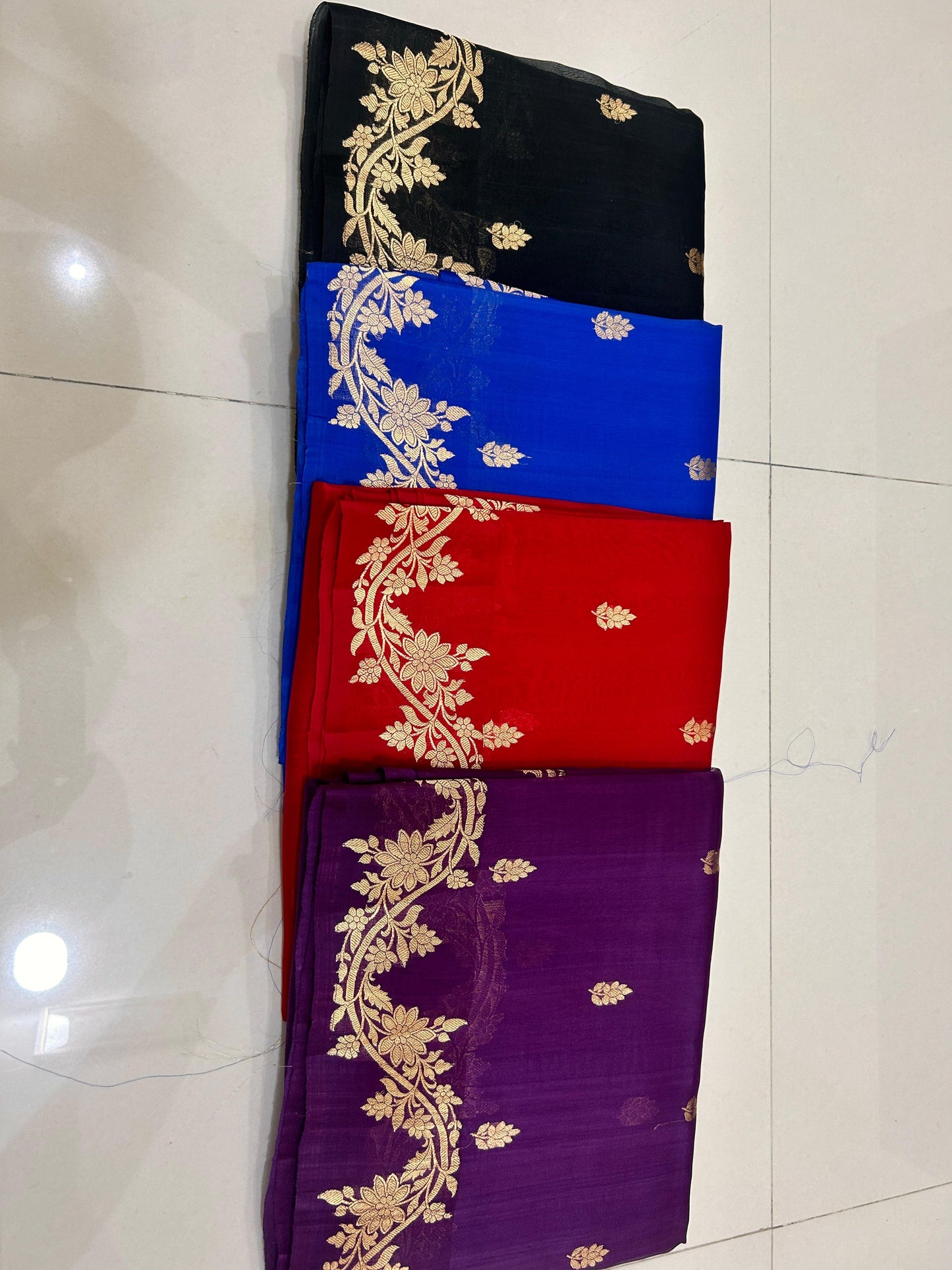 Banarasi hazaar booti Saree