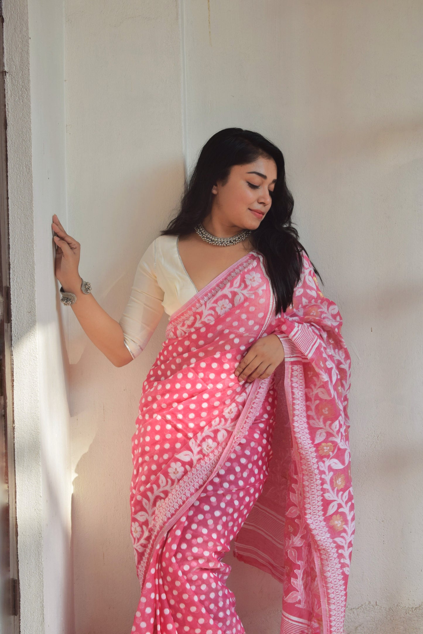 Gulabi Jamdani Saree