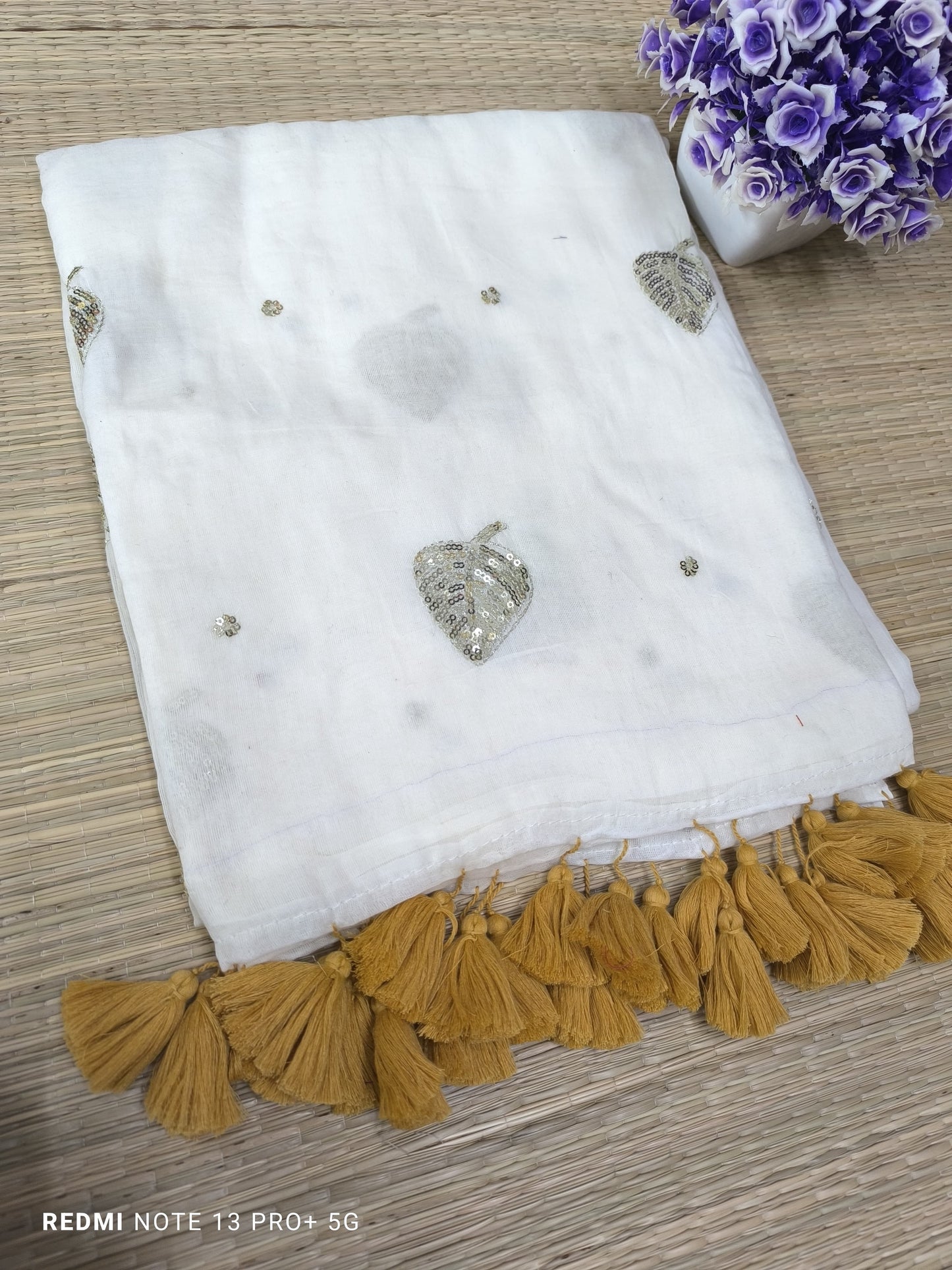 Kirti sequinned Mul Saree