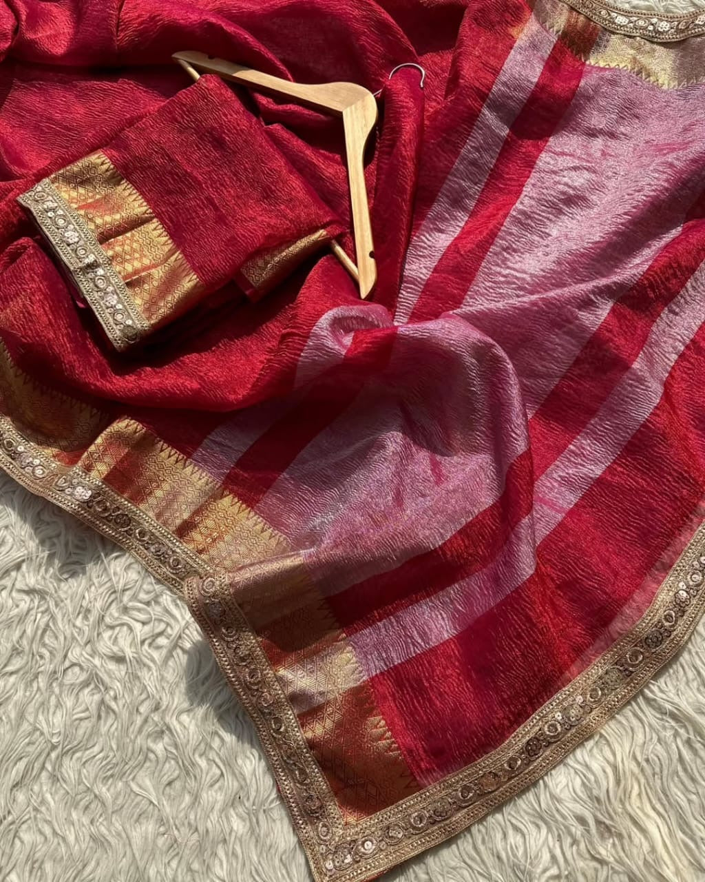 Ruhani Banarasi Silk Saree