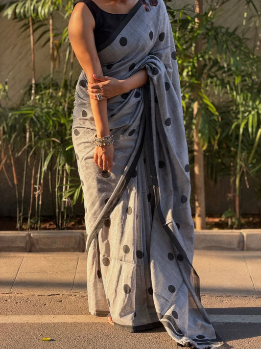 Bobby Grey Mul Saree