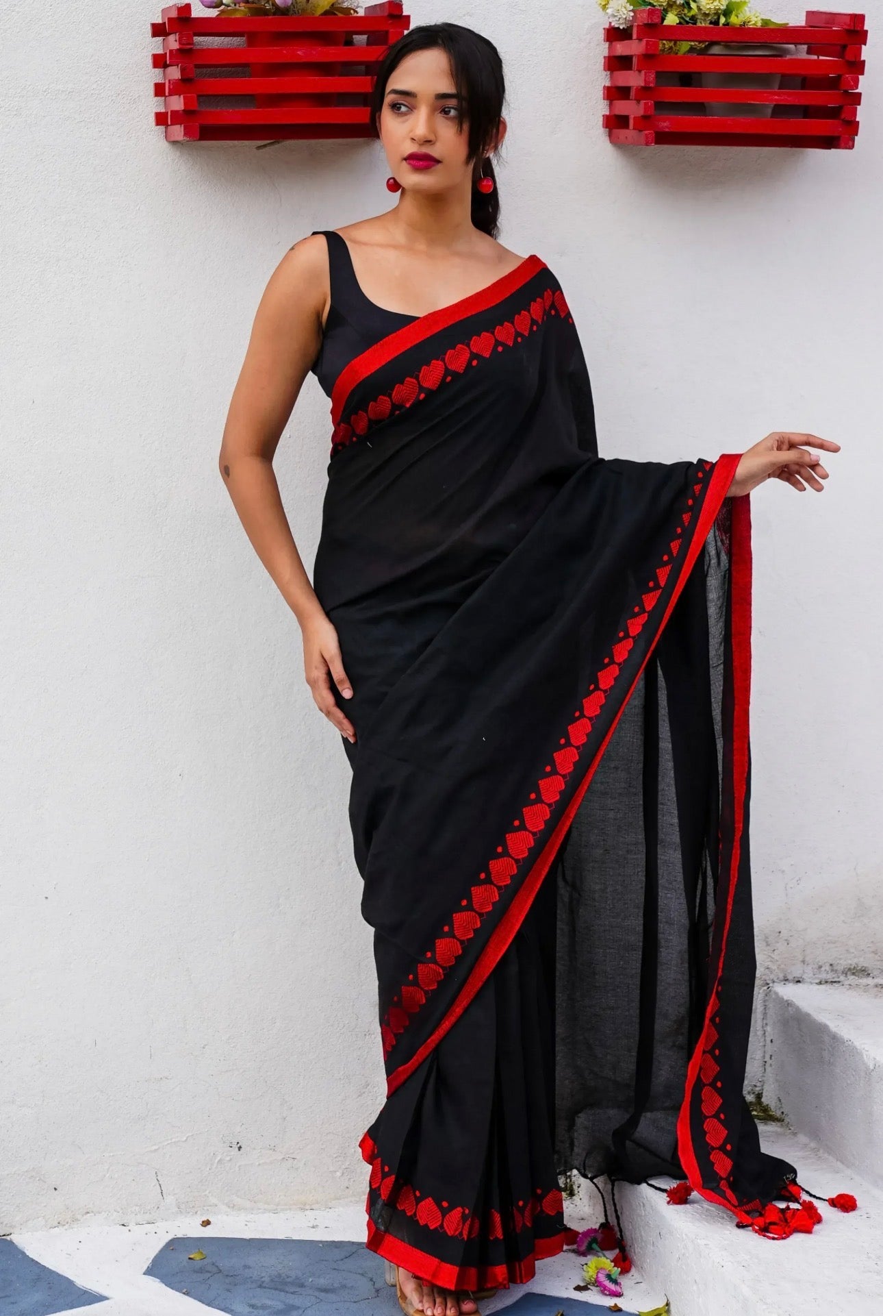 Tia Black Saree