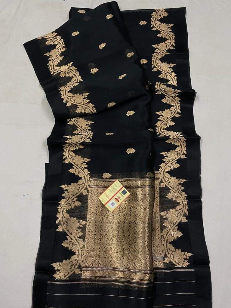 Banarasi hazaar booti Saree