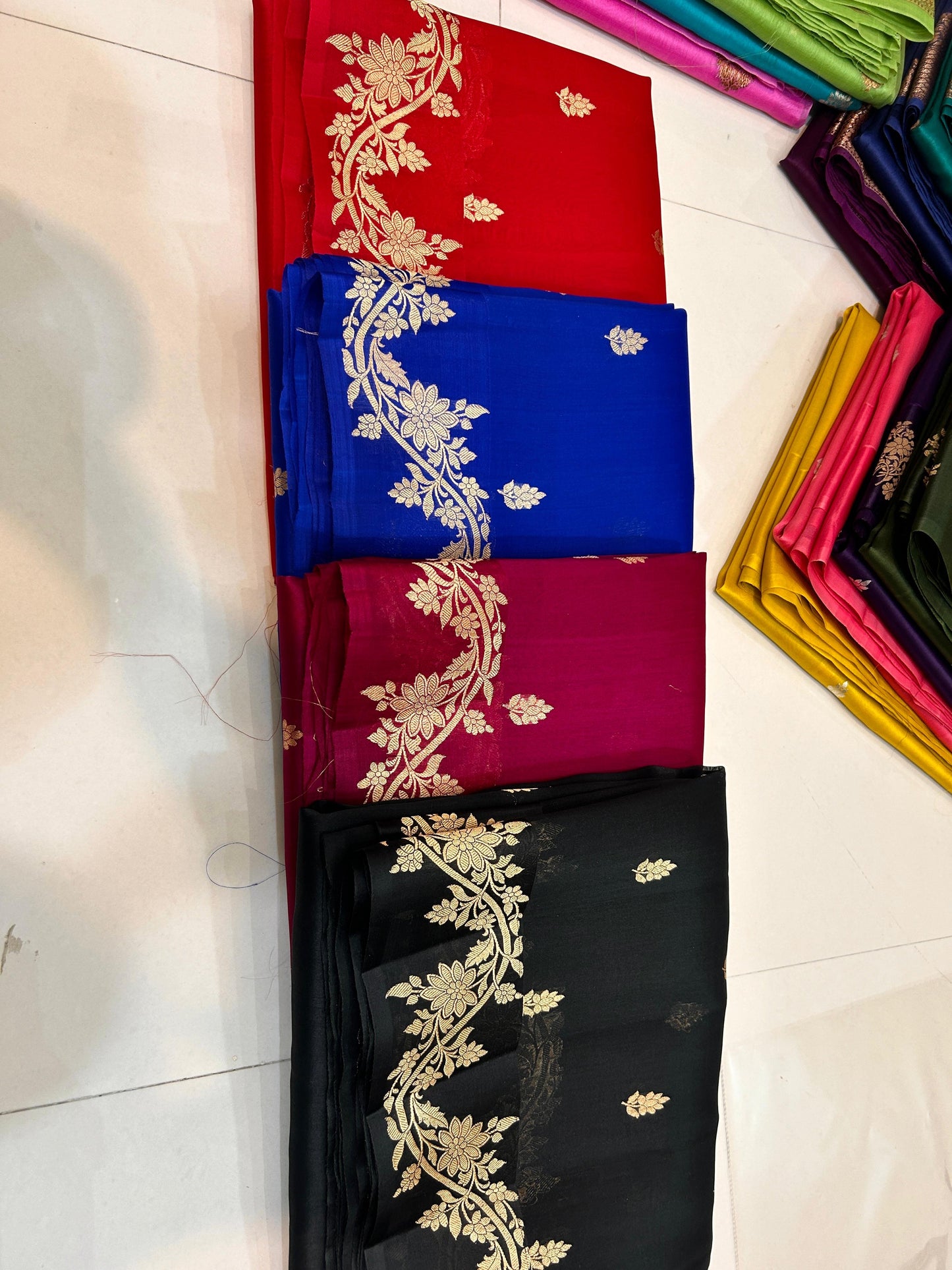 Banarasi hazaar booti Saree