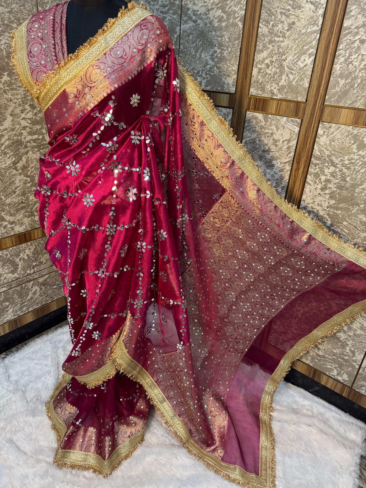 Tamanna Tissue Silk Saree (red)