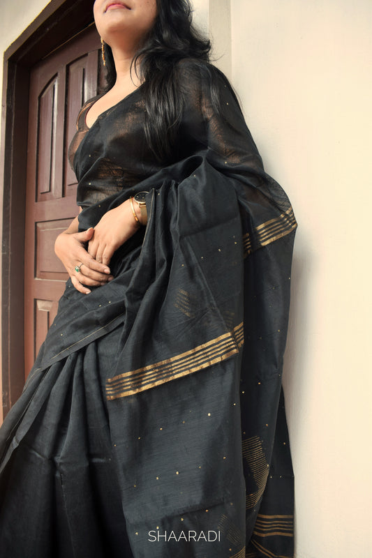 Queen Of The Night Saree