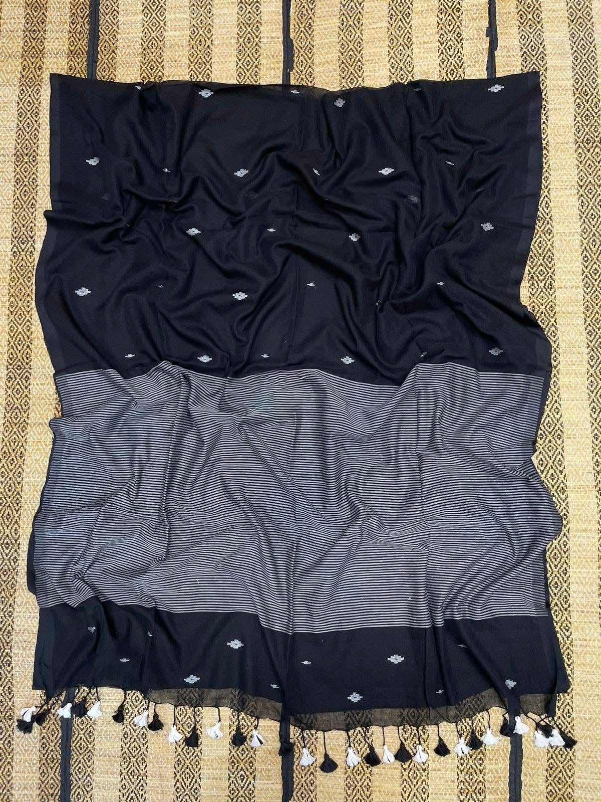 Tuhina mul saree
