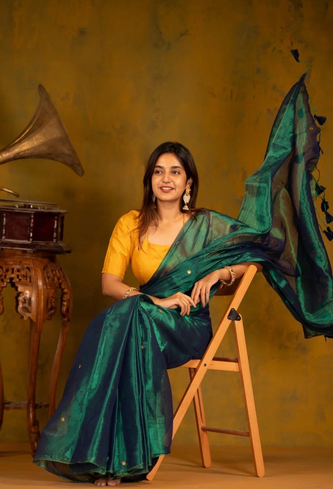 Adira Gini Saree
