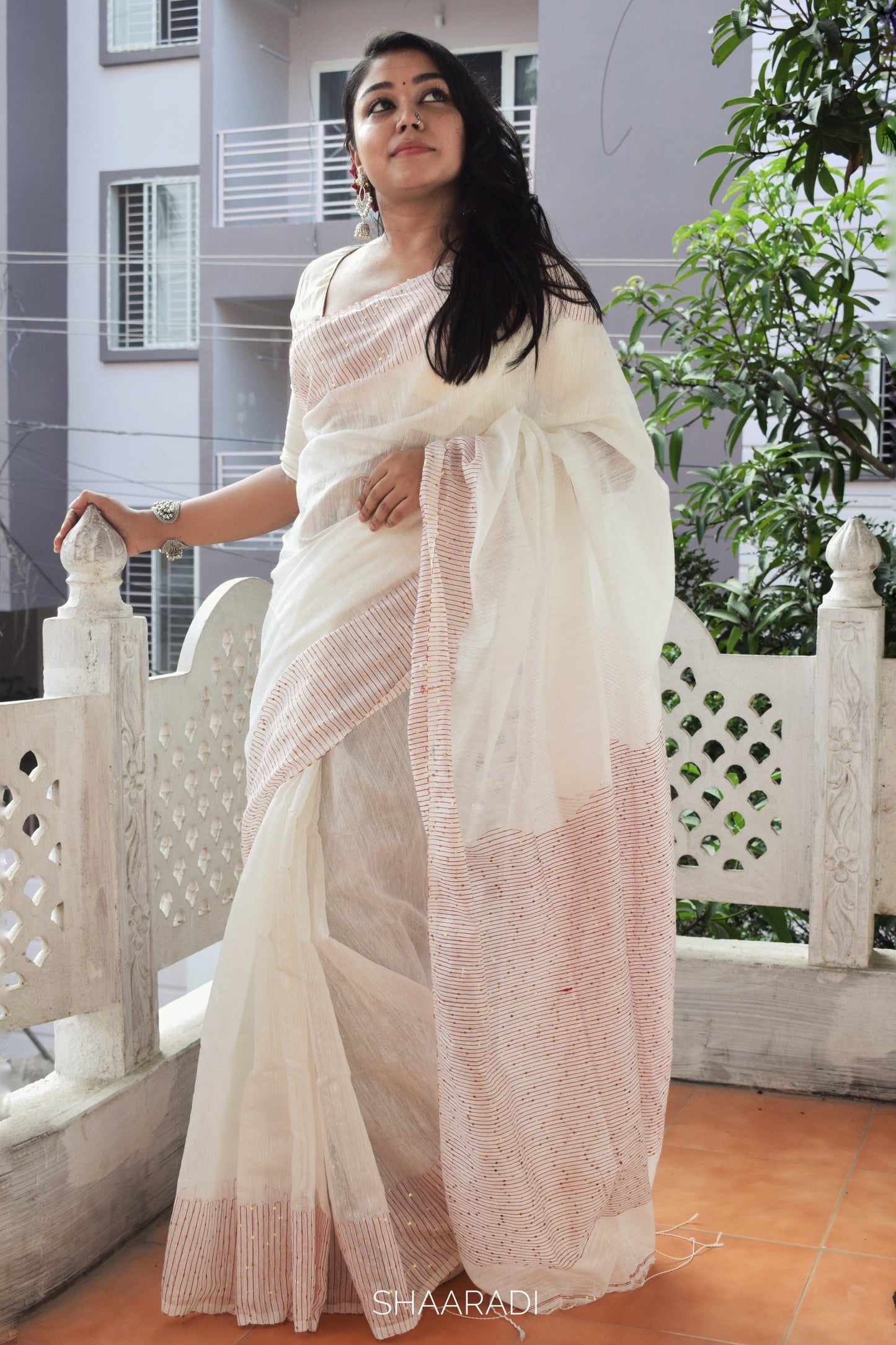 The Snowdrop Saree