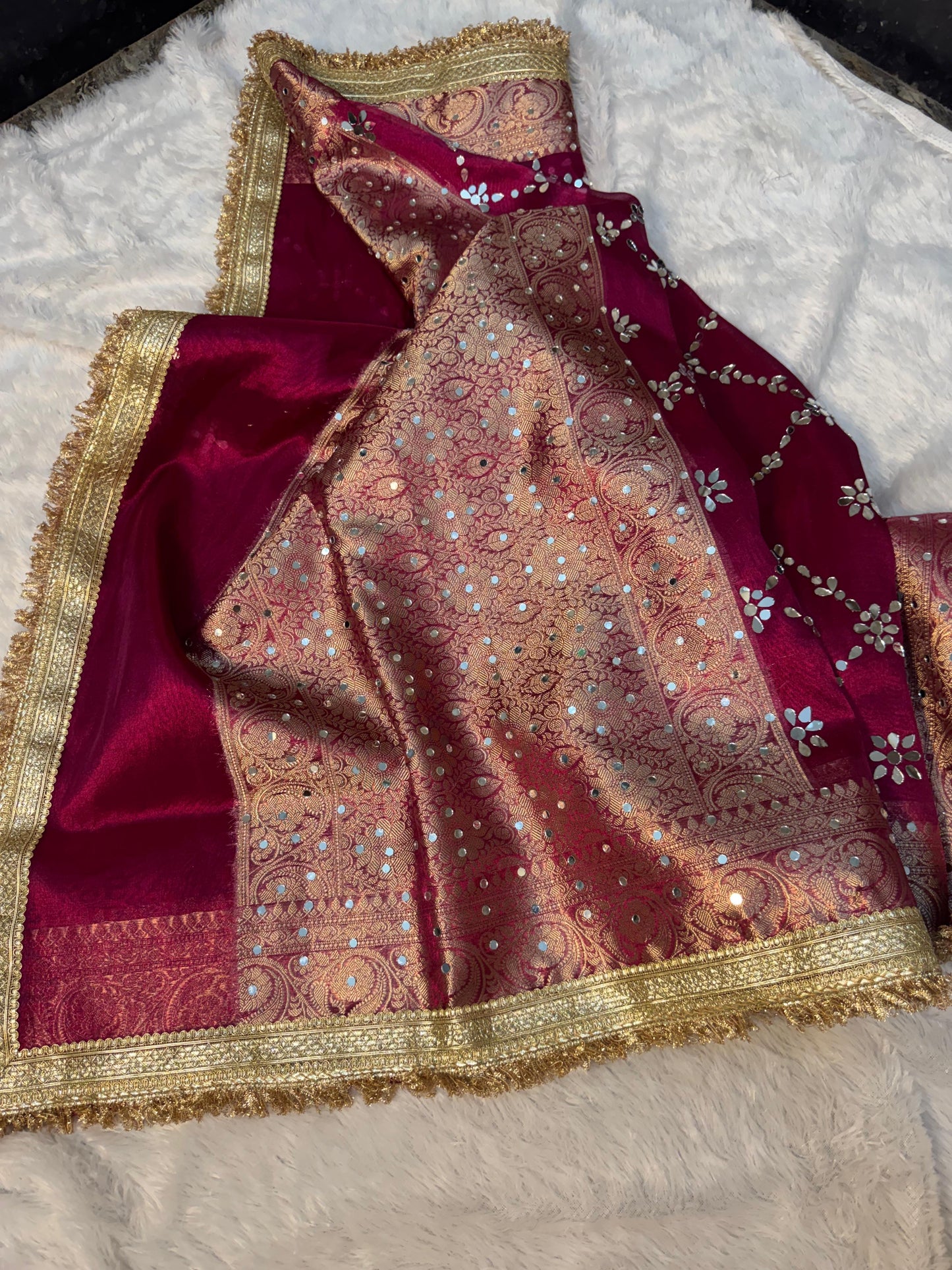 Tamanna Tissue Silk Saree (red)