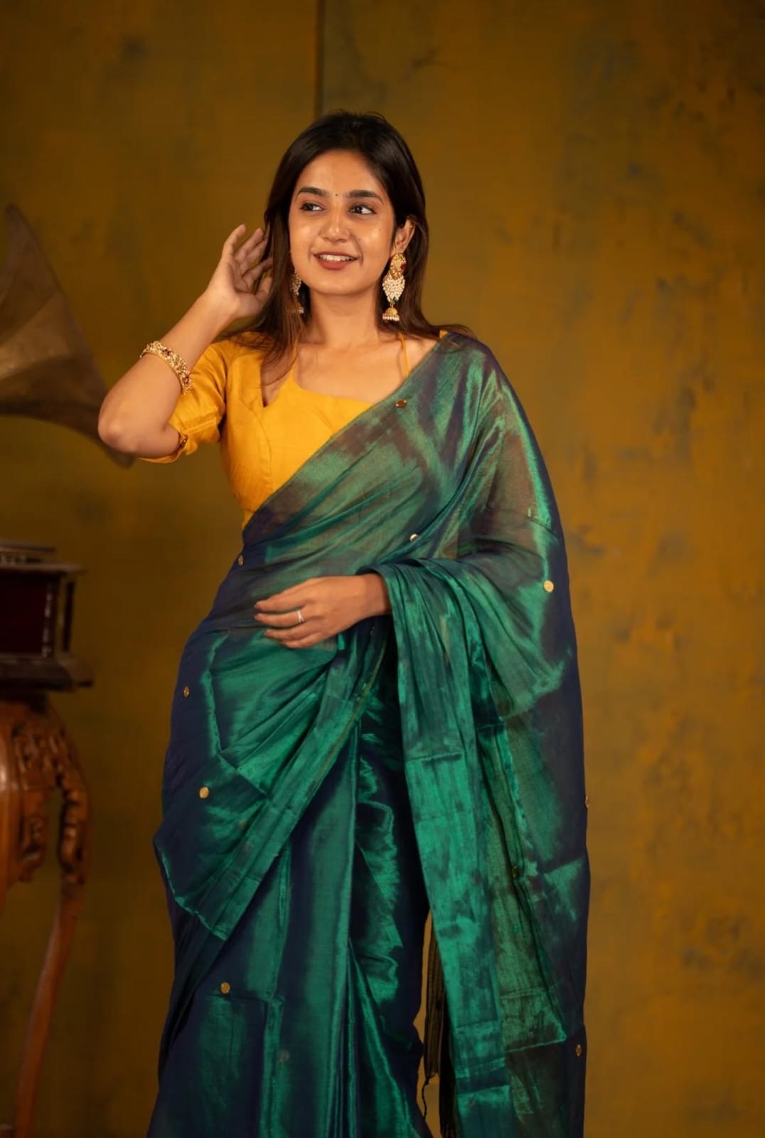 Adira Gini Saree