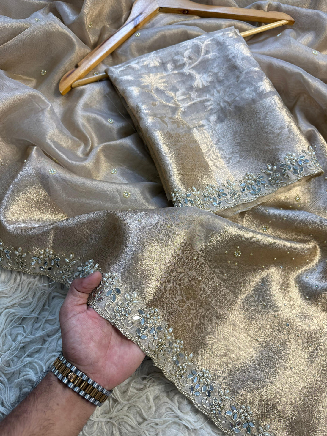 Aruhi Tissue Silk Saree