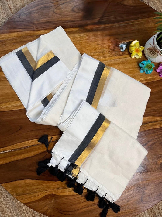 Kala Sada Mul Saree