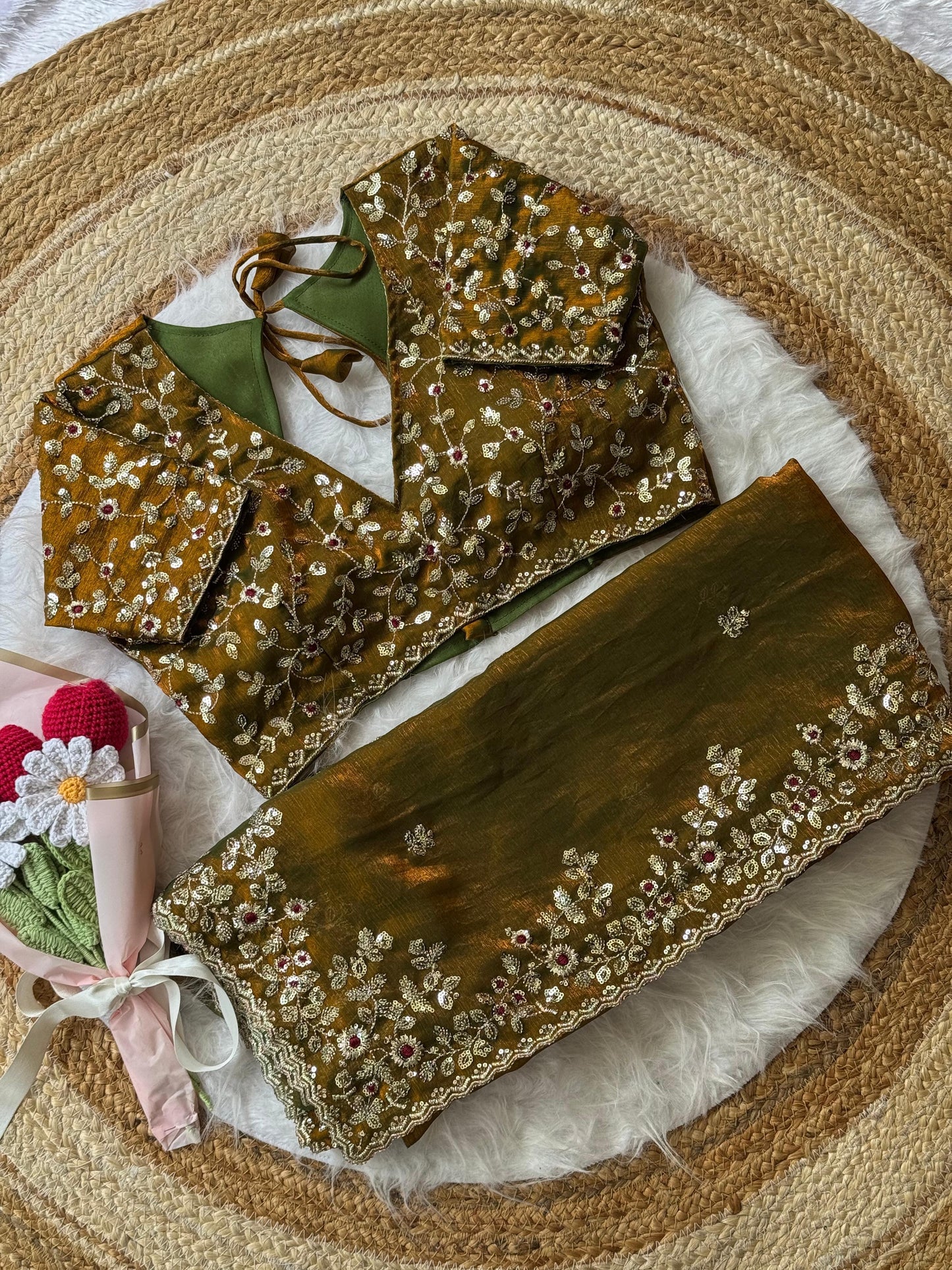 Inaaya Embellished Saree
