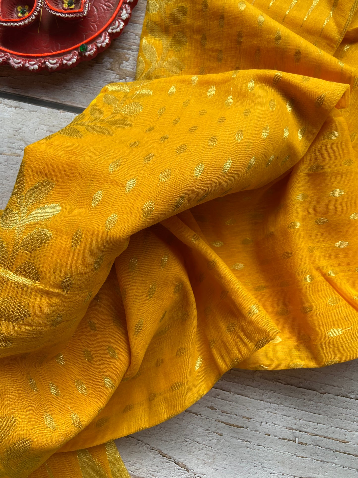 Gulabi Jamdani Saree