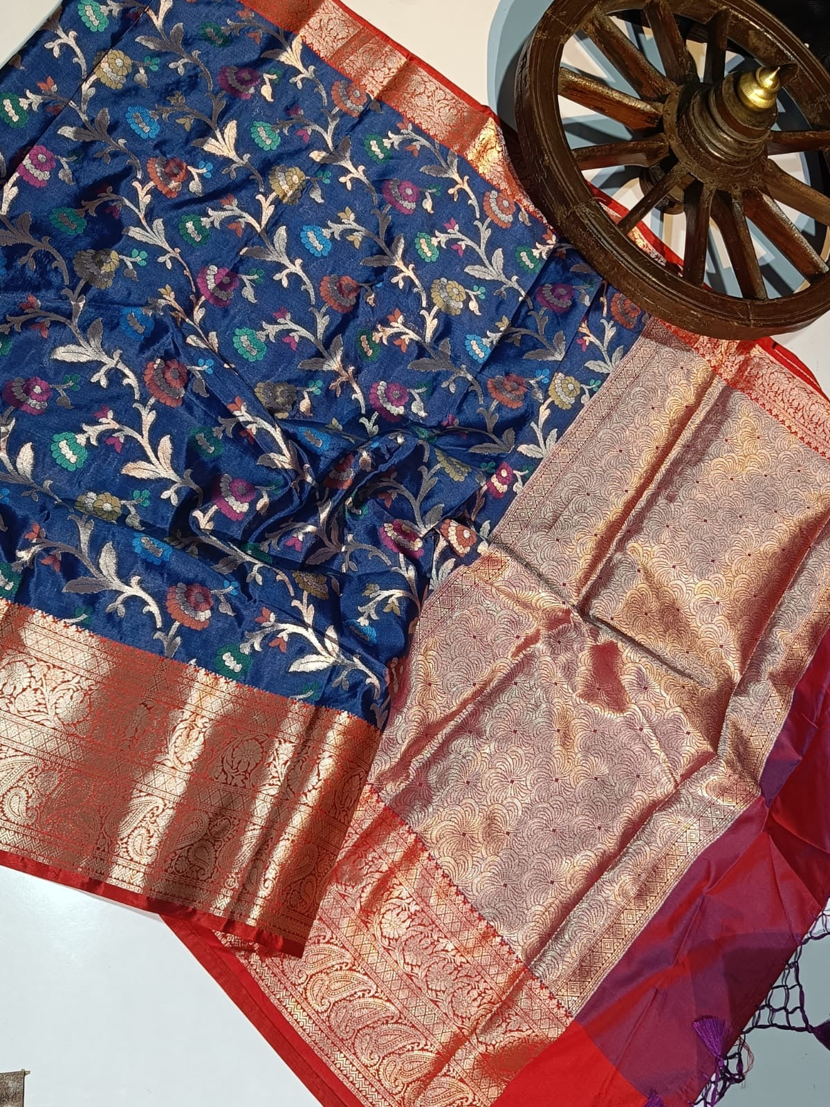 Sonphool Silk Saree