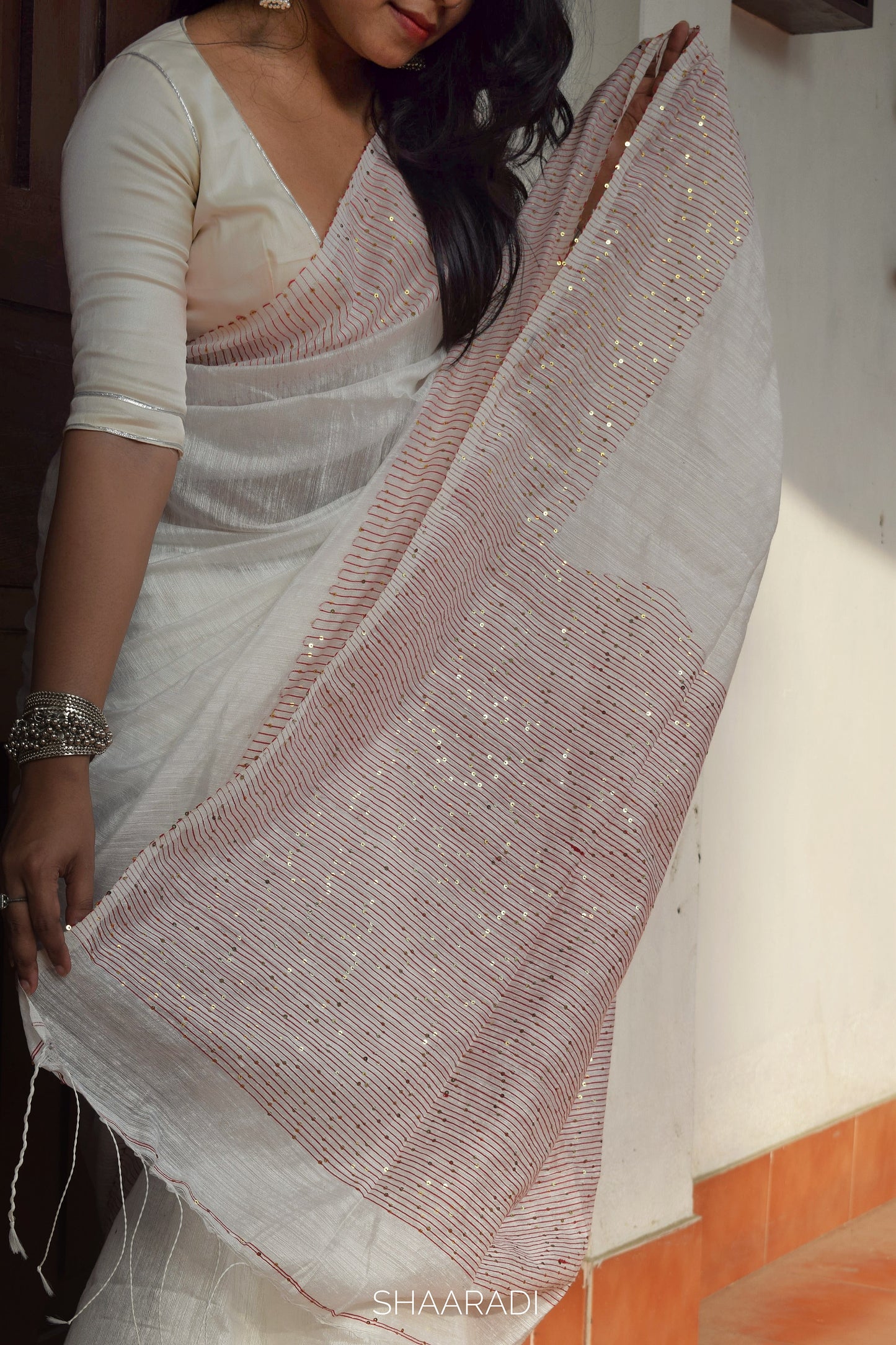 The Snowdrop Saree