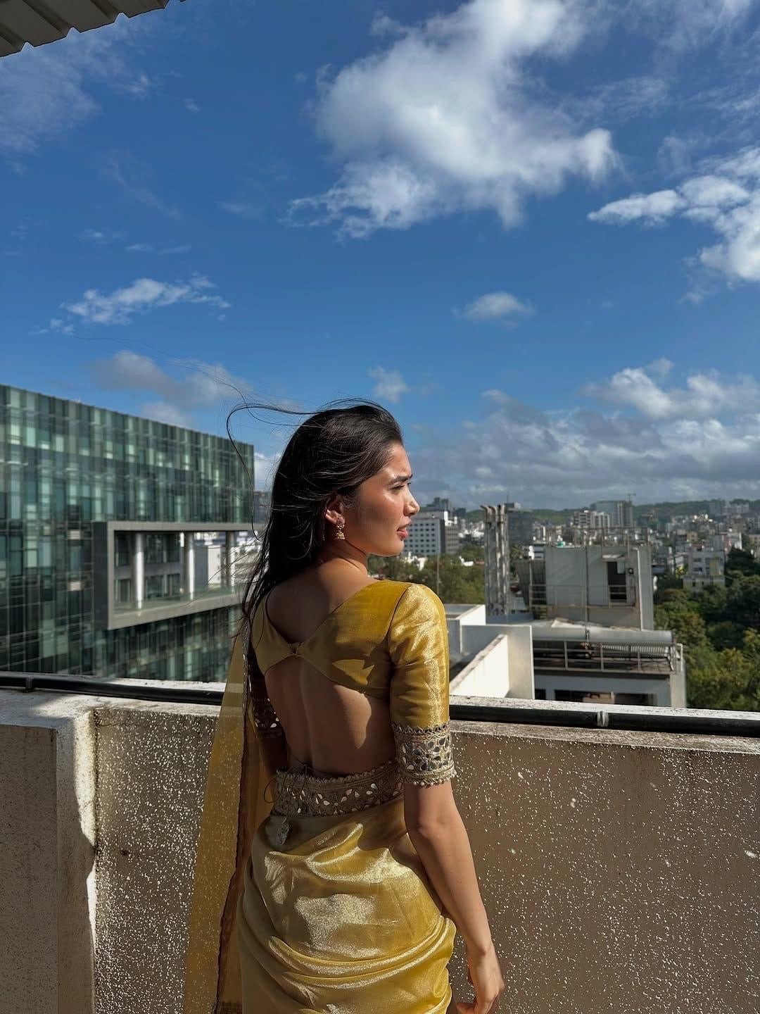 Satya Tissue Silk Saree
