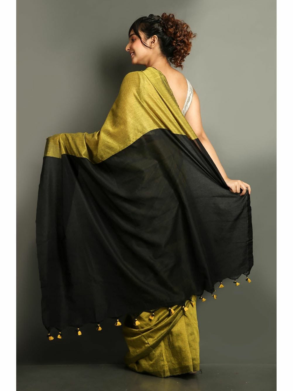 Meera Mul Saree