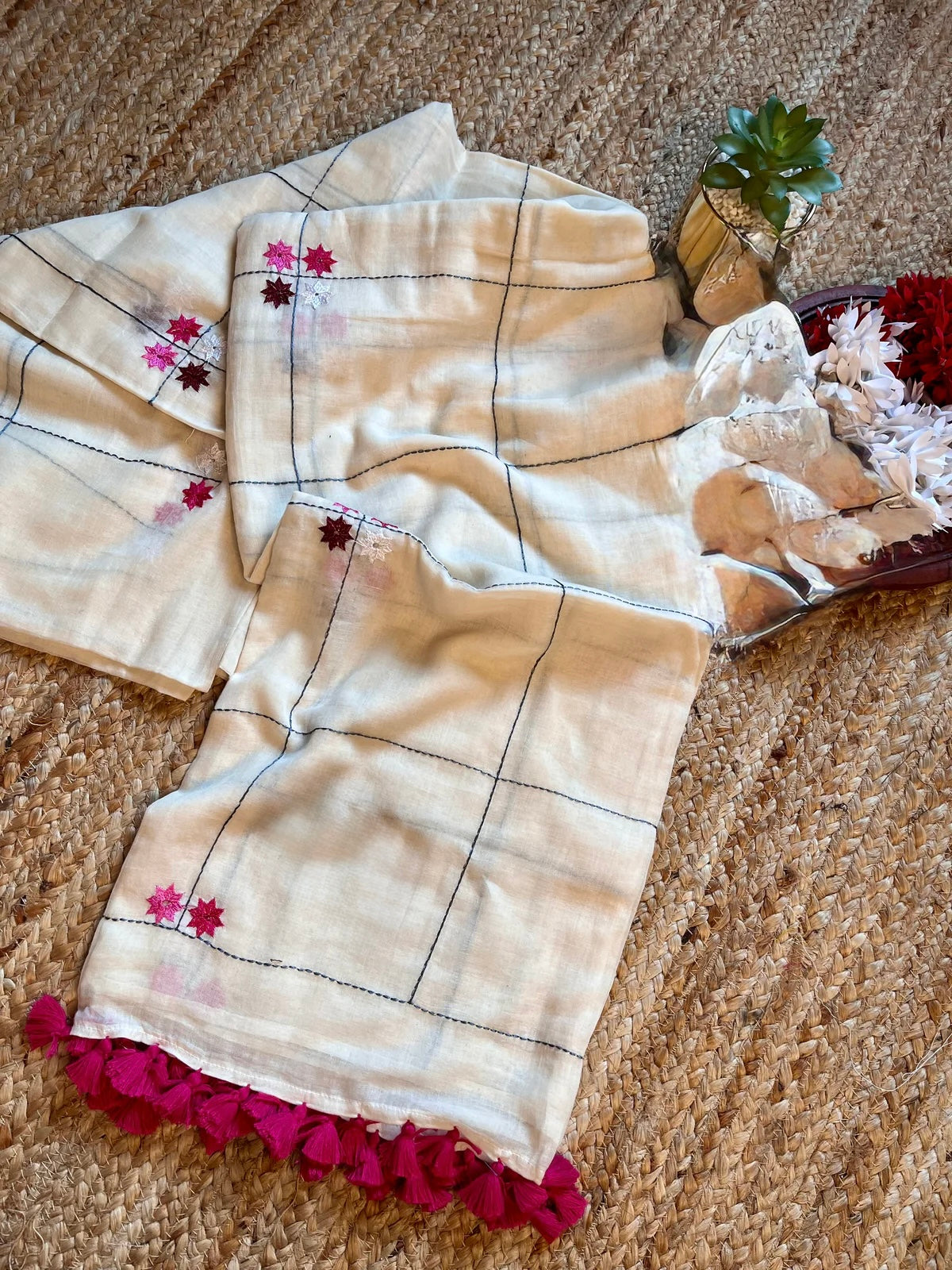 Bunophool Saree