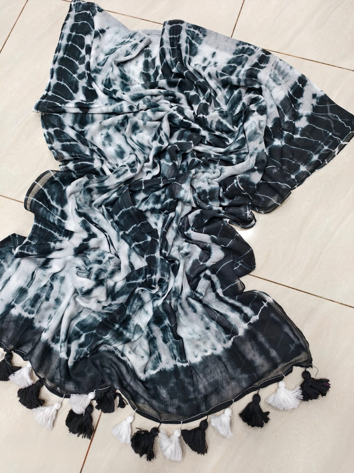 Gulal Mul saree