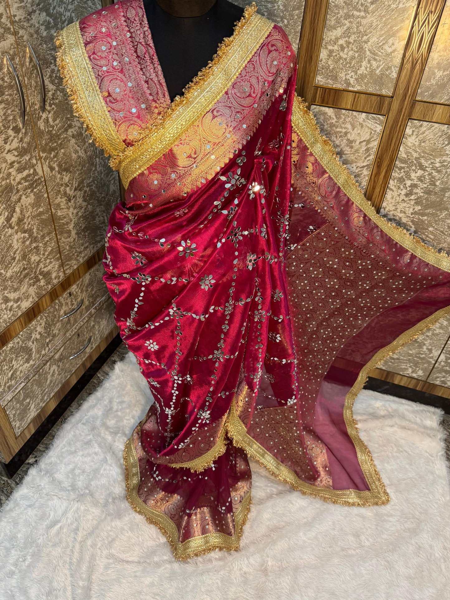 Tamanna Tissue Silk Saree (red)