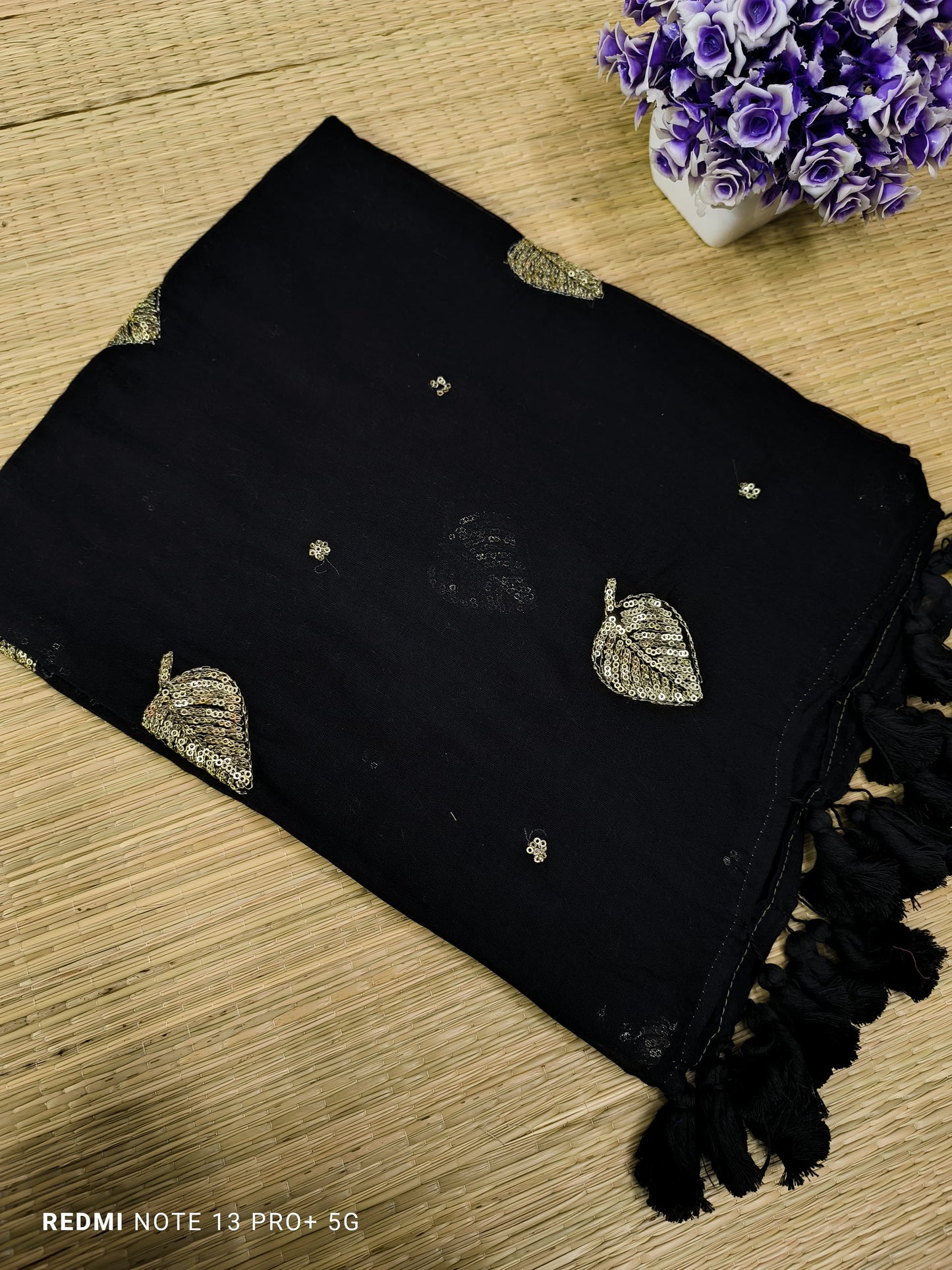 Kirti sequinned Mul Saree