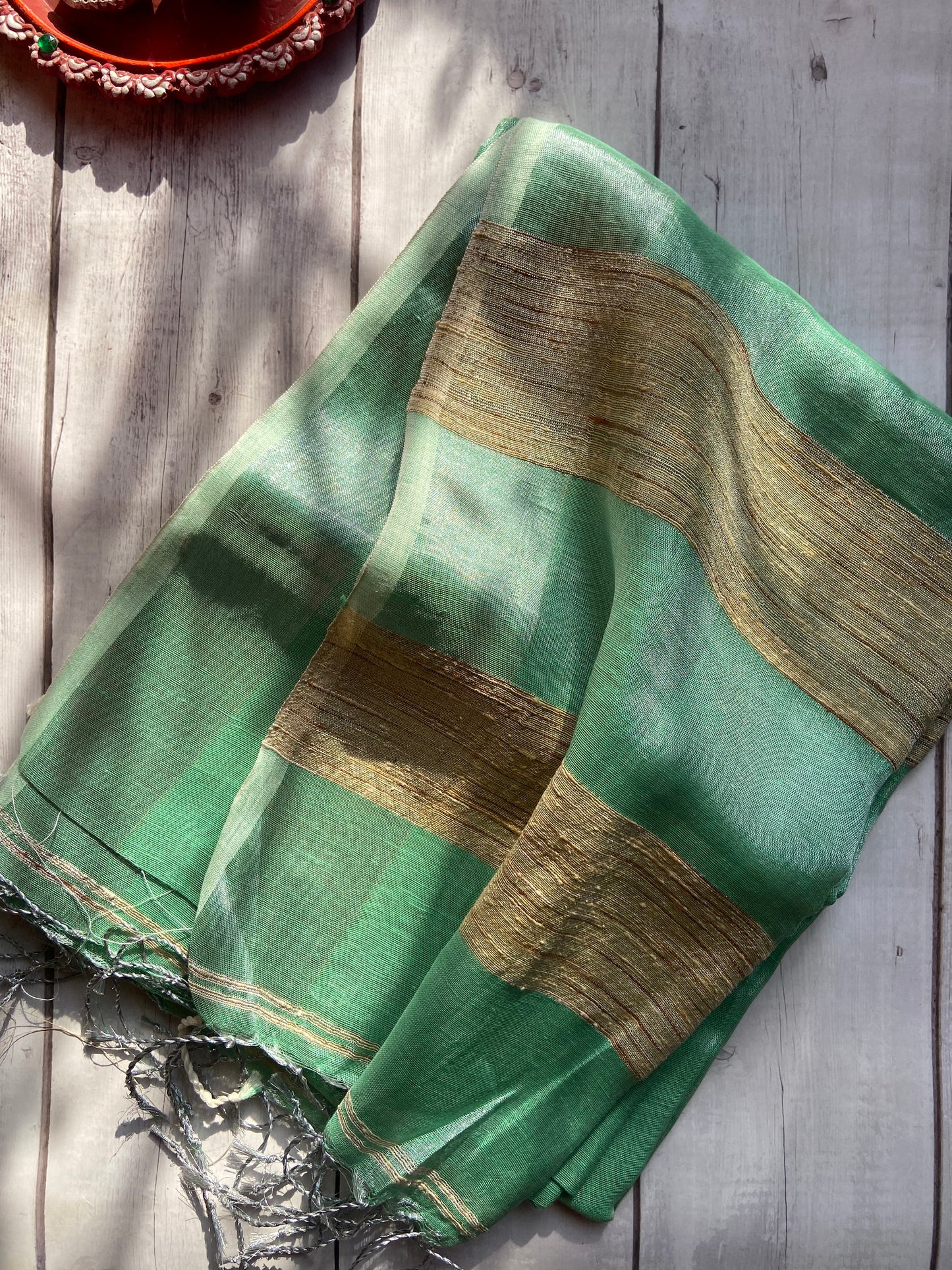 Sea Silver Zari Linen Saree