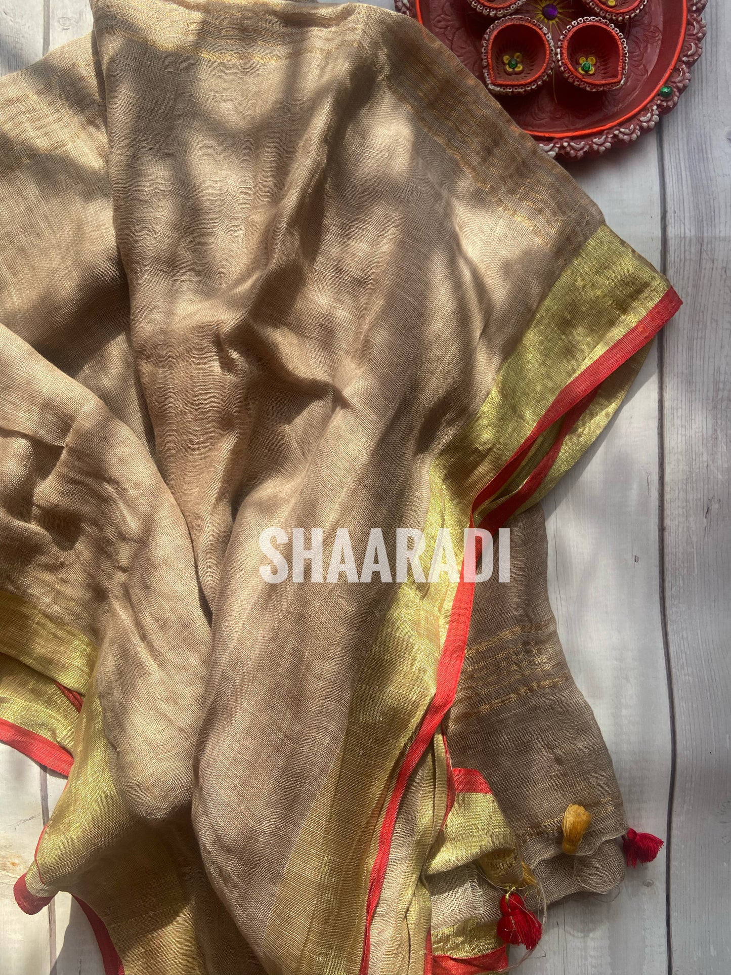 Goldy Beige Linen Saree